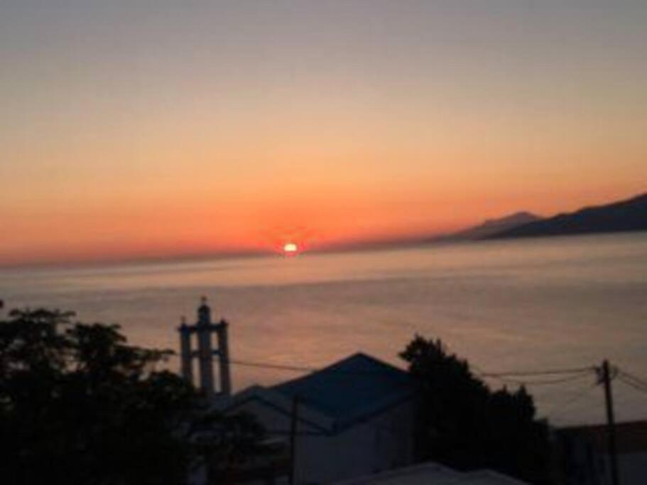 Δίχωρο Στούντιο Στον Κέντρο Του Αρμενιστή Apartment Armenistis  Exterior photo